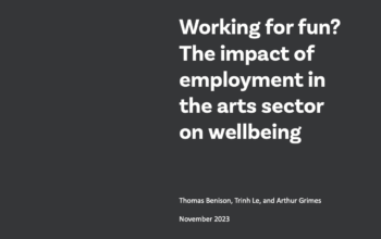 Working for fun? The impact of employment in the arts sector on wellbeing